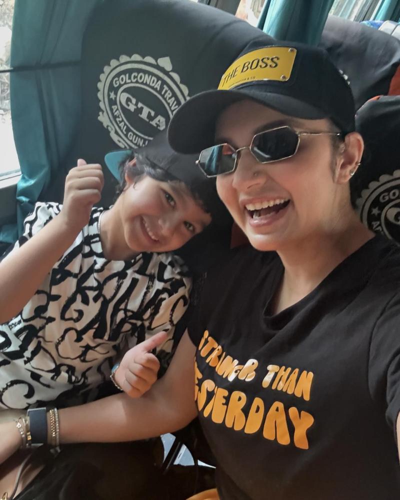 sania-mirza-colorful-photos